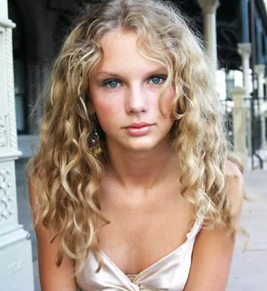 Taylor Swift 2001