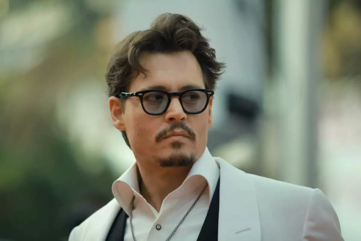 How Old Was Johnny Depp In ‘Edward Scissorhands’?