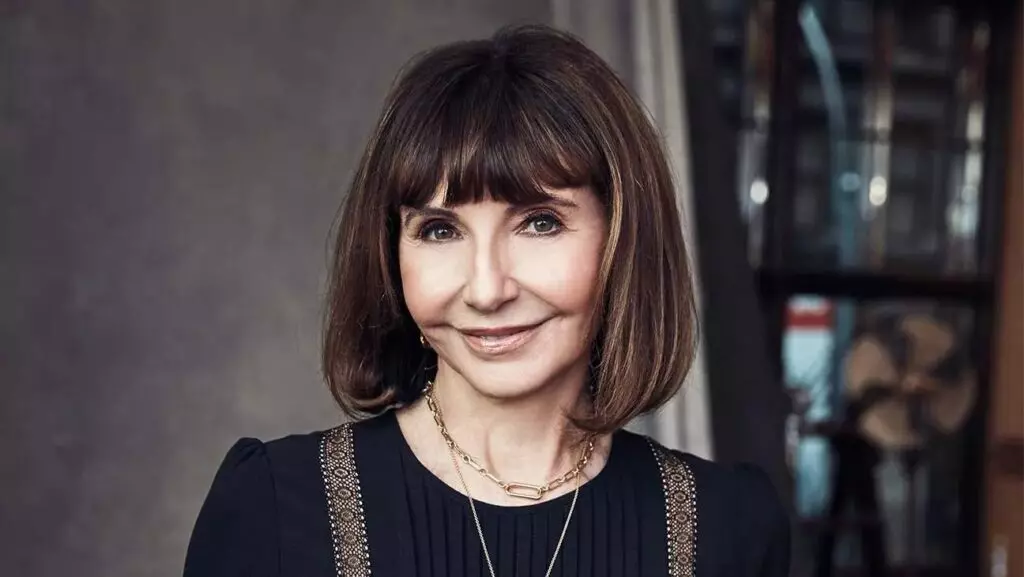 Mary Steenburgen as a Songwriter