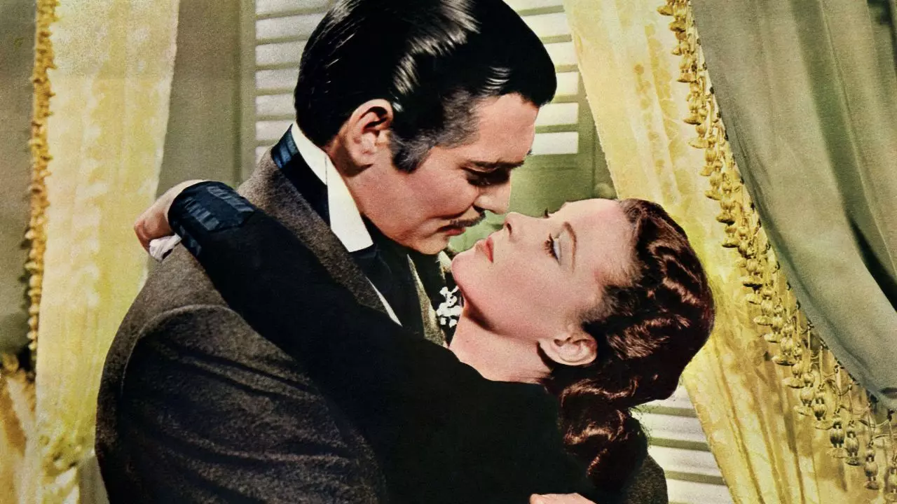 Clark Gable and Vivien Leigh embracing in Gone with the Wind.