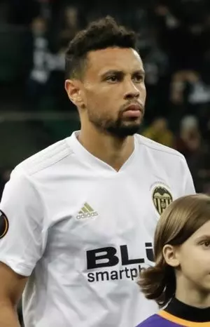 Coquelin warming up for Arsenal in 2015